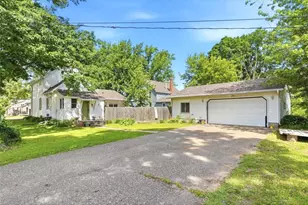 180 S Plum St, Ellsworth, WI 54011 - Photo 29