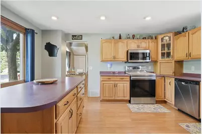 180 S Plum Street, Ellsworth, WI 54011 - Photo 9