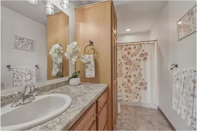 520 Olivia Court, Troy Township, WI 54016 - Photo 31