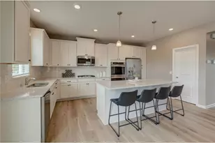 6664 Jareau Ct, Cottage Grove, MN 55016 - Photo 5