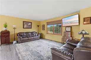 483 Prairie Ln, Hudson, WI 54016 - Photo 5