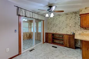 1122 Jerry Ave, Durand, WI 54736 - Photo 9