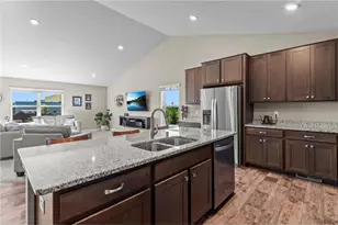 1907 Meridian Curve, Carver, MN 55315 - Photo 27