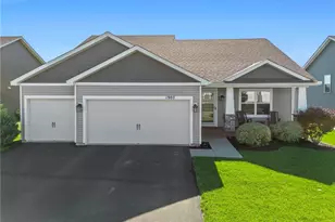 1907 Meridian Curve, Carver, MN 55315 - Photo 11