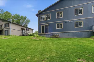 4250 Thornhill Ln, Vadnais Heights, MN 55127 - Photo 27