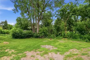 4250 Thornhill Ln, Vadnais Heights, MN 55127 - Photo 25