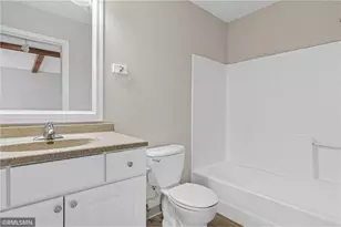 7654 Dunmore Rd, Woodbury, MN 55125 - Photo 31