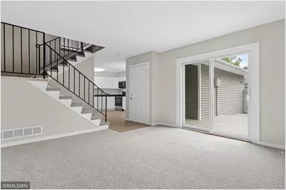 7654 Dunmore Road, Woodbury, MN 55125 - Photo 7