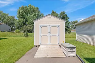1319 Violet St, New Richmond, WI 54017 - Photo 31