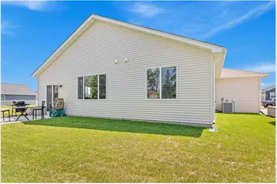 1319 Violet Street, New Richmond, WI 54017 - Photo 29