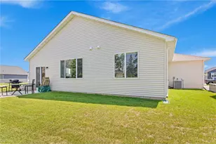 1319 Violet St, New Richmond, WI 54017 - Photo 29
