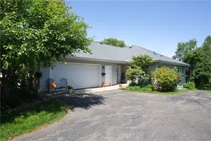 2633 Golf View Dr, River Falls, WI 54022 - Photo 1
