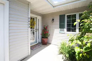 2633 Golf View Dr, River Falls, WI 54022 - Photo 3