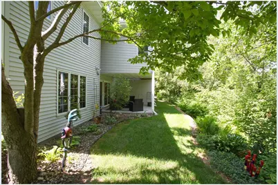 2633 Golf View Drive, River Falls, WI 54022 - Photo 31