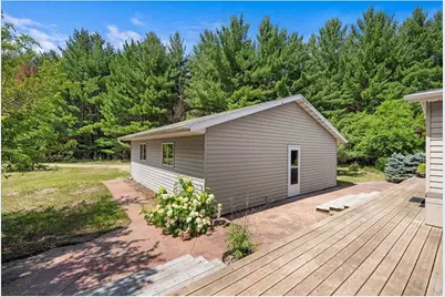 1041 River Drive, River Falls, WI 54022 - Photo 37