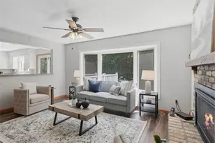 9331 Cedar Forest Rd, Eden Prairie, MN 55347 - Photo 11