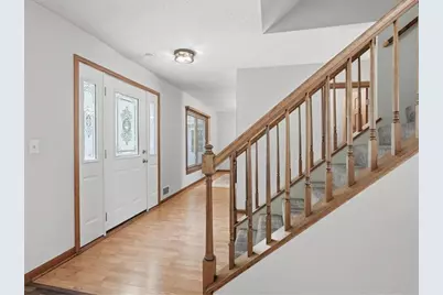 9331 Cedar Forest Road, Eden Prairie, MN 55347 - Photo 7