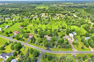 964 Fraser Ln, Hudson Township, WI 54016 - Photo 33