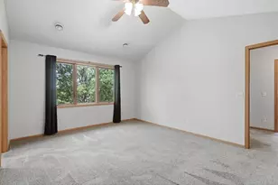 964 Fraser Ln, Hudson, WI 54016 - Photo 17