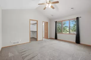 964 Fraser Ln, Hudson Township, WI 54016 - Photo 17