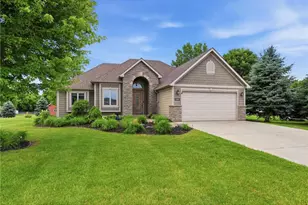 868 Brady Ln, New Richmond, WI 54017 - Photo 3