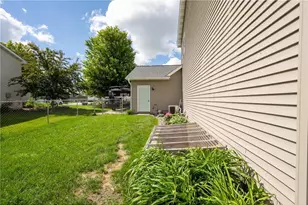 293 Birch St, Baldwin, WI 54002 - Photo 9