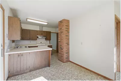 796 Magnor Lake Drive, Clayton, WI 54004 - Photo 9