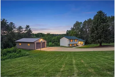 710 Kinney Road, Hudson, WI 54016 - Photo 3