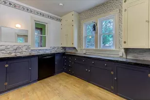 520 12th St, Menomonie, WI 54751 - Photo 17