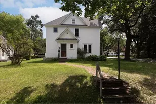 520 12th St, Menomonie, WI 54751 - Photo 39