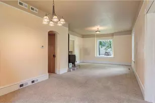 520 12th St, Menomonie, WI 54751 - Photo 11