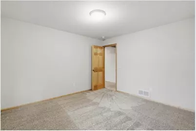 20584 Kearney Path, Lakeville, MN 55044 - Photo 23