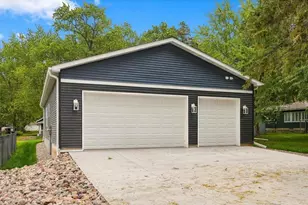 537 N Pearl St, River Falls, WI 54022 - Photo 5
