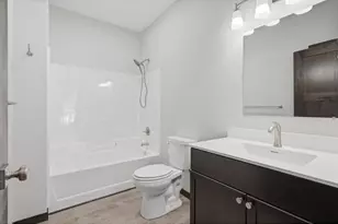 537 N Pearl St, River Falls, WI 54022 - Photo 17