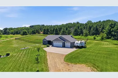 911 67th Avenue, Hudson, WI 54016 - Photo 31