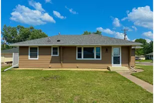 8485 Granada Ave, Cottage Grove, MN 55016 - Photo 3