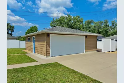 8485 Granada Avenue, Cottage Grove, MN 55016 - Photo 25