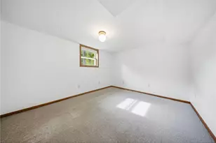 709 N Fremont St, River Falls, WI 54022 - Photo 17