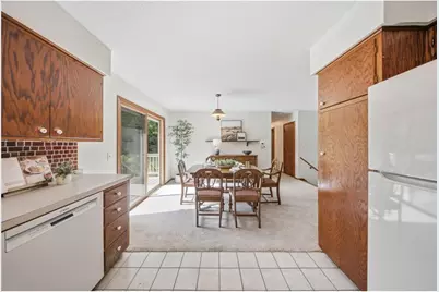 709 N Fremont Street, River Falls, WI 54022 - Photo 7