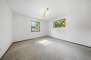 709 N Fremont St, River Falls, WI 54022 - Photo 11