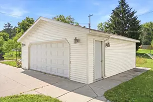 130 N Woodworth St, Elmwood, WI 54740 - Photo 19