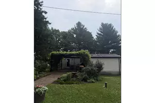 W3720 Hillcrest Ln, Sarona, WI 54870 - Photo 3