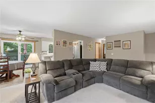 1407 Meadowlark Ln, New Richmond, WI 54017 - Photo 5