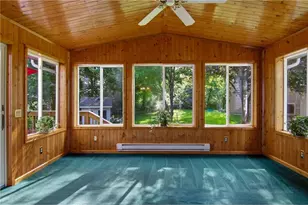 2295 Ariel Ct, Saint Paul, MN 55109 - Photo 15