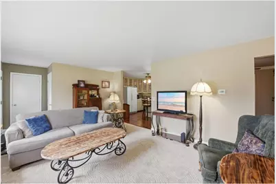 925 Roosevelt Street, River Falls, WI 54022 - Photo 5