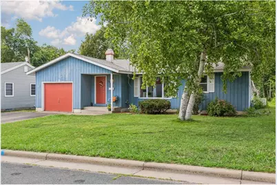 711 Saint Croix Street, Hudson, WI 54016 - Photo 3