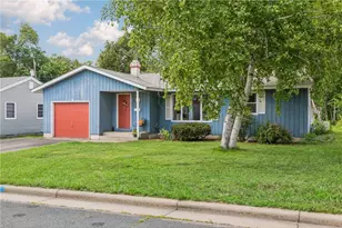711 Saint Croix St, Hudson, WI 54016 - Photo 3