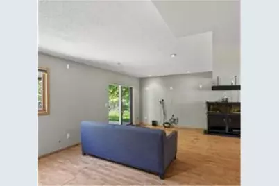 4008 Pennsylvania Avenue, Eagan, MN 55123 - Photo 17
