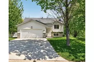 4008 Pennsylvania Ave, Eagan, MN 55123 - Photo 3