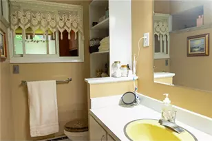 405 Oakwood Dr, Durand, WI 54736 - Photo 23